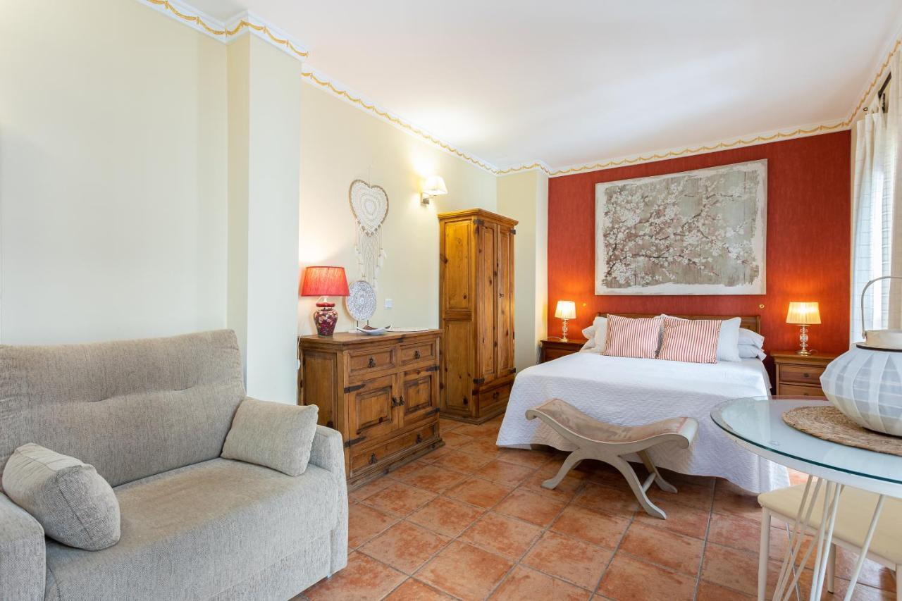 Apartahotel Puerta De Aduares 2*