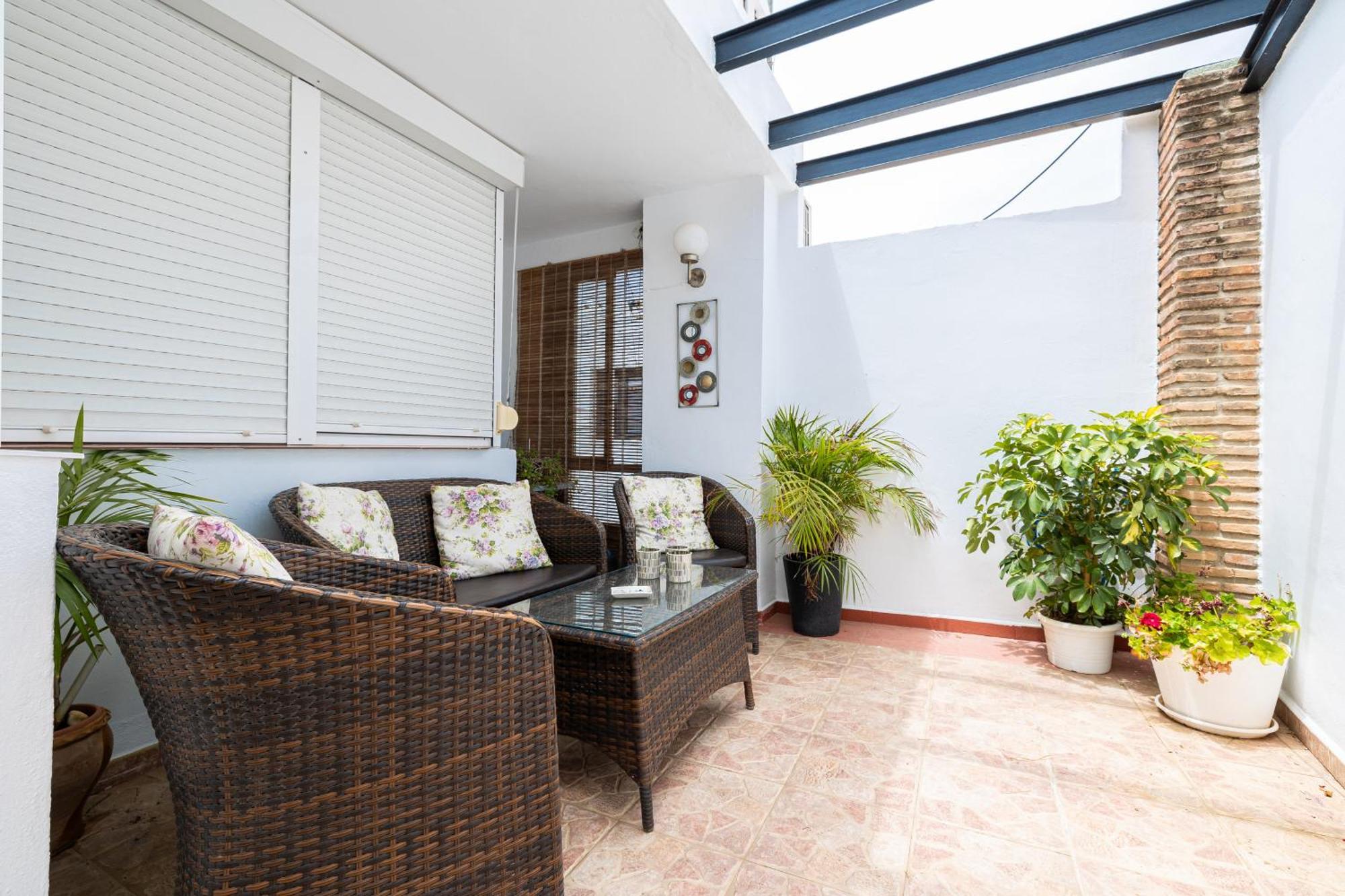 Apartahotel Puerta De Aduares 2*